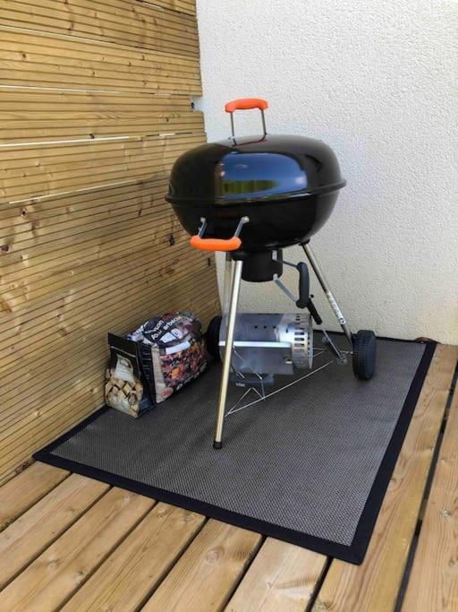 Maisonnette Avec Terrasse Argences ภายนอก รูปภาพ